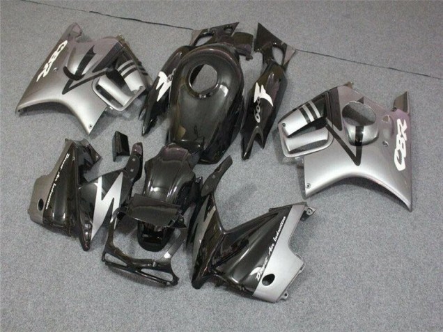 Schwarz CBR 600 F3 95-98 VollVerkleidungen & Plastik Schwarz CBR 600 F3 95-98 VollVerkleidungen & Plastik