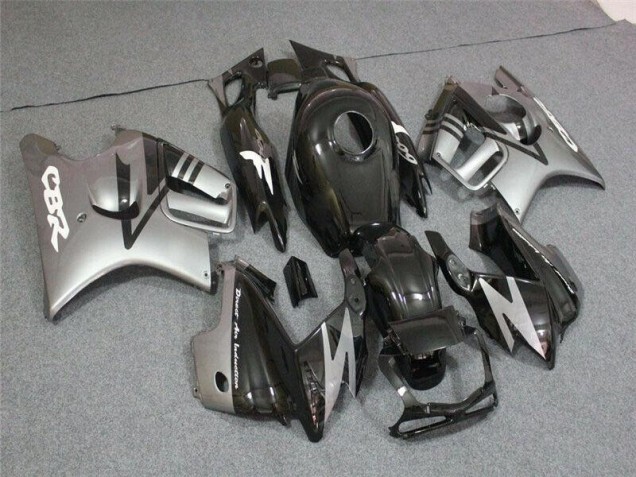 Schwarz CBR 600 F3 95-98 VollVerkleidungen & Plastik Schwarz CBR 600 F3 95-98 VollVerkleidungen & Plastik