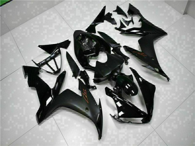 Schwarz R1 04-06 Verkleidungen