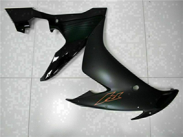 Schwarz R1 04-06 Verkleidungen
