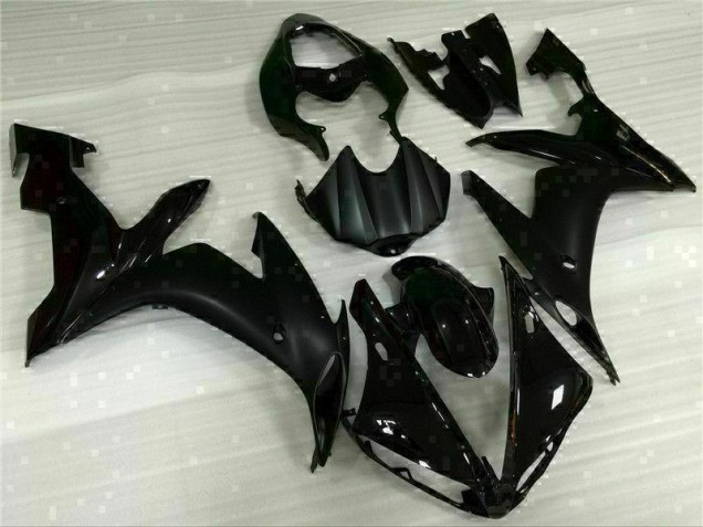 Schwarz R1 04-06 Vollverkleidung