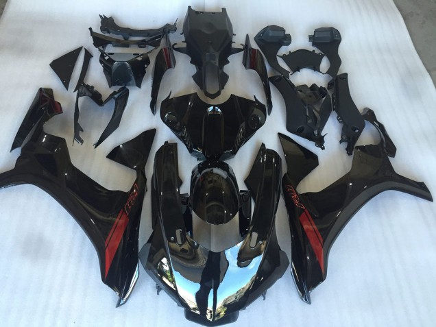 Schwarz R1 15-19 Verkleidungen Schwarz R1 15-19 Verkleidungen