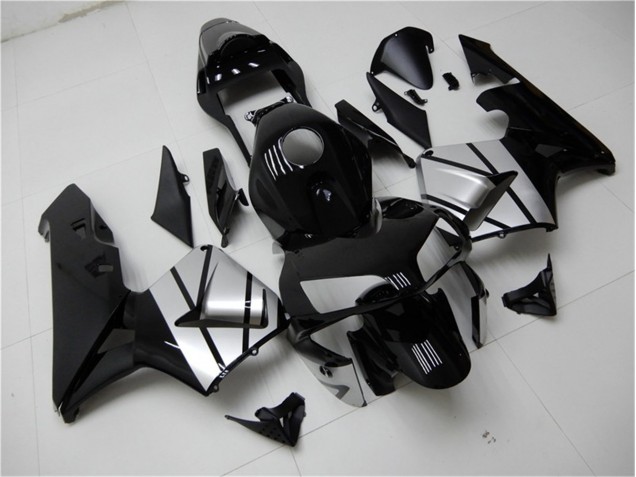 Schwarz Silber CBR 600 RR 03-04 Verkleidungen Schwarz Silber CBR 600 RR 03-04 Verkleidungen