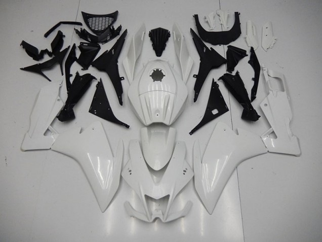 Weiß RS4 50 125 11-18 Verkleidungen Weiß RS4 50 125 11-18 Verkleidungen