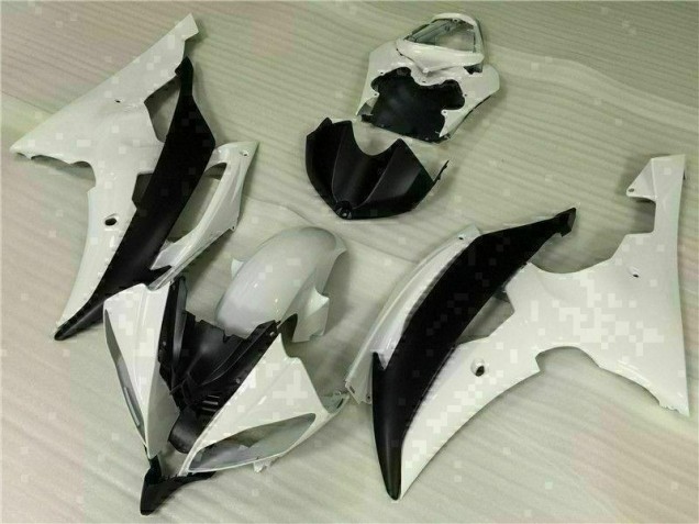 Weiß Schwarz R6 08-16 Verkleidung & Plastik Weiß Schwarz R6 08-16 Verkleidung & Plastik